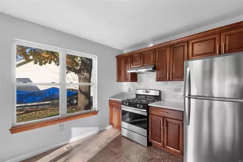 61 Chip Dr, O'fallon, MO 63366 photo 13