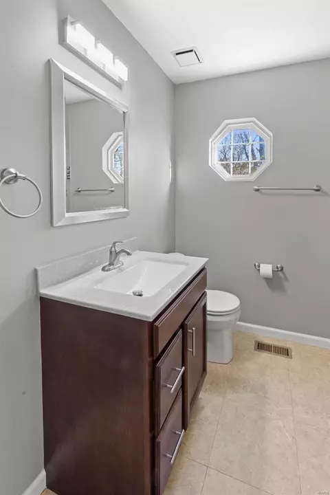 61 Chip Dr, O'fallon, MO 63366 photo 22