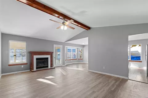 61 Chip Dr, O'fallon, MO 63366 photo 4