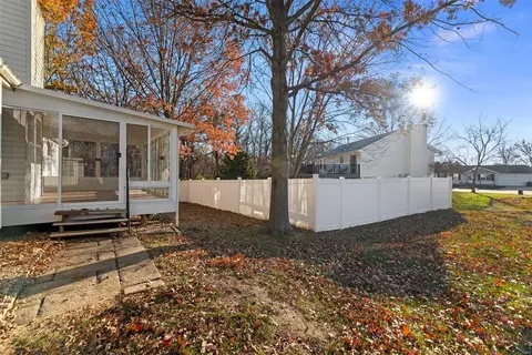 61 Chip Dr, O'fallon, MO 63366 photo 40