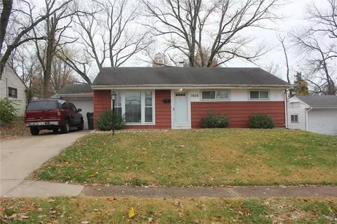 7836 Atherstone Dr, Saint Louis, MO 63121
