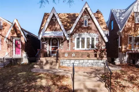 5755 Itaska St, Saint Louis, MO 63109