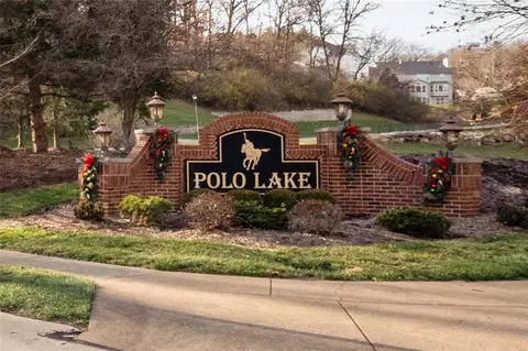 1283 Polo Lake Dr, Ellisville, MO 63021 photo 2
