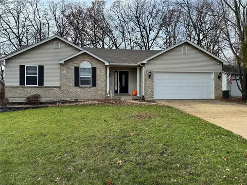 871 Hardcastle Dr, O'fallon, MO 63366