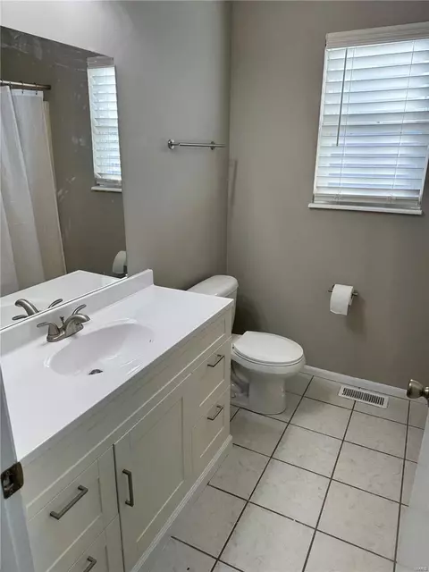 871 Hardcastle Dr, O'fallon, MO 63366 photo 13