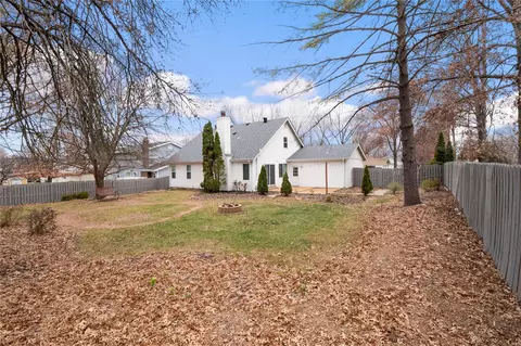 240 Aspen Village Dr, Ballwin, MO 63021 photo 4