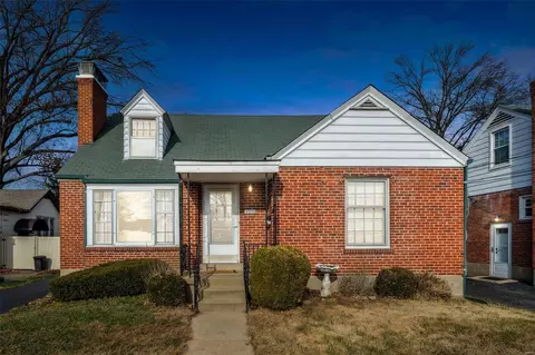 8901 White Ave, Saint Louis, MO 63144