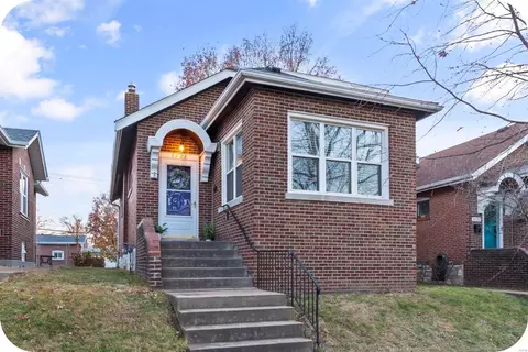 5728 Goener Ave, Saint Louis, MO 63116