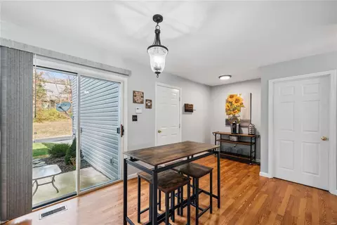 353 Heritage Commons Cir, O'fallon, MO 63368 photo 10
