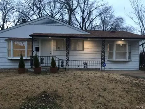 147 Brigadoon Cir, Saint Louis, MO 63137