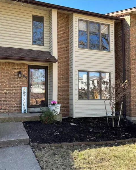 64 Timberbrook Dr #C, Saint Peters, MO 63376