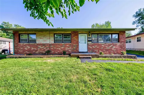 10098 Carlyle Ave, Saint Louis, MO 63114