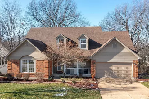 16154 Surfview Ct, Wildwood, MO 63040