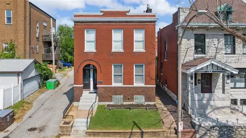 4571 Arco Ave, Saint Louis, MO 63110