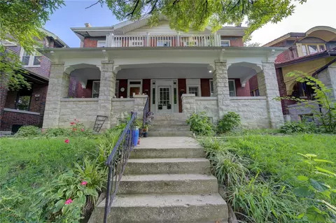 4536 Shenandoah Ave #1F, Saint Louis, MO 63110