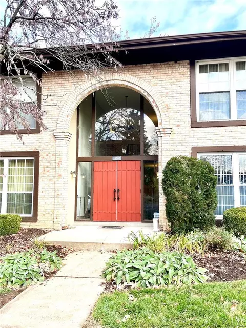 11709 Casa Grande Dr #D, Saint Louis, MO 63146