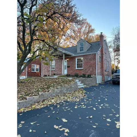 2323 Wismer Ave, Saint Louis, MO 63114