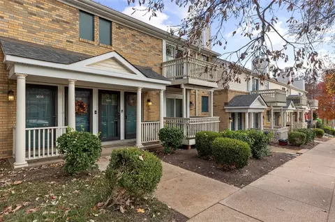 1616 High School Dr, Brentwood, MO 63144