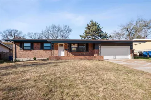 11055 Perham, Saint Louis, MO 63136