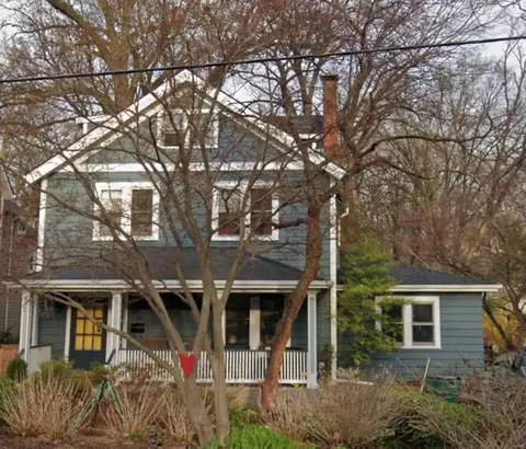 130 S Gore Ave, Saint Louis, MO 63119
