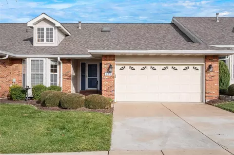838 Braefield Ct, Chesterfield, MO 63017 photo 2