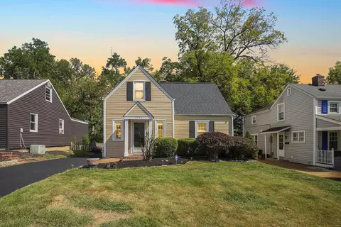 2646 Salem Rd, Brentwood, MO 63144