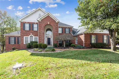 351 Pine Bend Dr, Wildwood, MO 63005