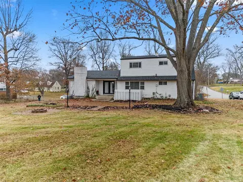 1039 Tulip Ln, Ellisville, MO 63021 photo 39