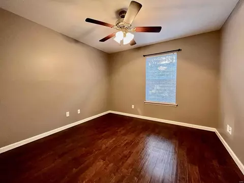 14102 Spring Creek Ln, O'fallon, MO 63368 photo 12