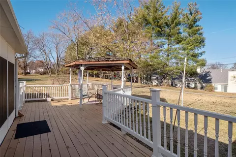 9 Elannchester Dr, Manchester, MO 63011 photo 9