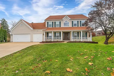 2259 Twin Estates Cir, Chesterfield, MO 63017