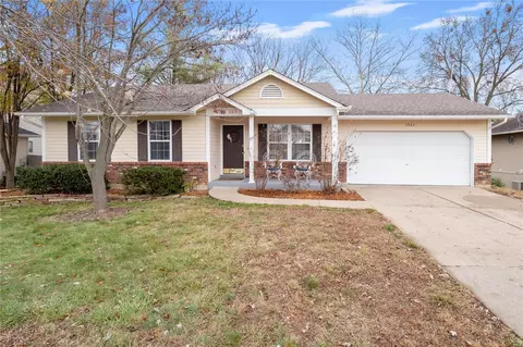 2964 Wheatfield Farms Dr, O'fallon, MO 63368