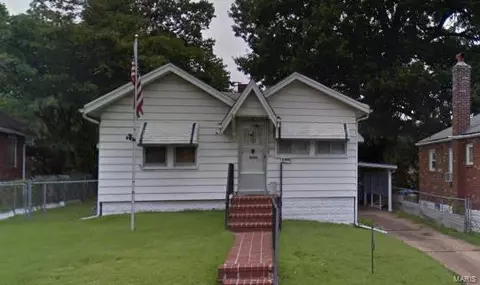 3721 Melba Pl, Saint Louis, MO 63121