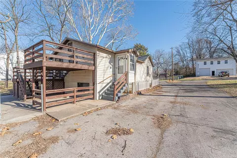 3336 Ludlow Ave, Bridgeton, MO 63044 photo 3