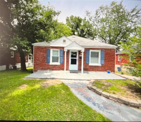 5433 Fletcher St, Saint Louis, MO 63136