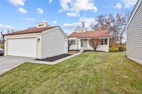 4826 Persimmon Bend Ln, Black Jack, MO 63033