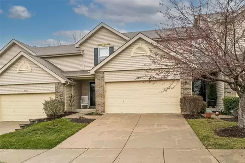 5605 Wavecrest Cir, Cottleville, MO 63304