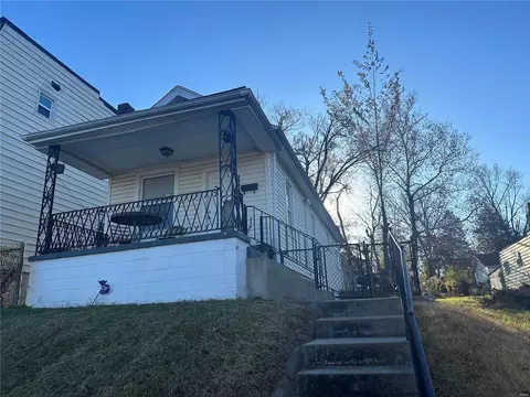 5508 Beacon Ave, Saint Louis, MO 63120