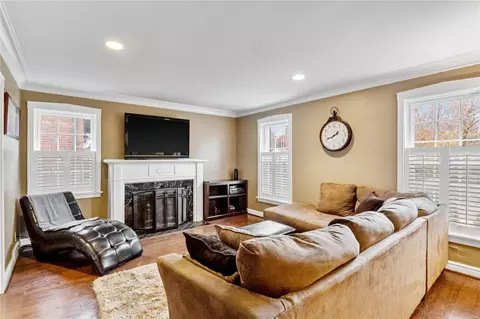 12 Beverly Dr, Olivette, MO 63132 photo 6