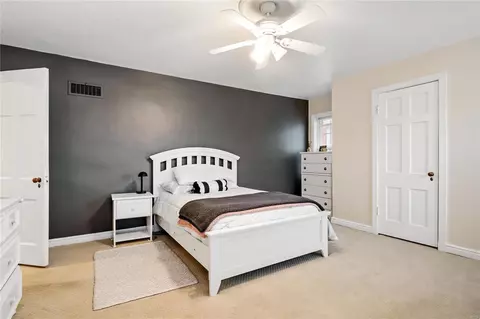 12 Beverly Dr, Olivette, MO 63132 photo 17