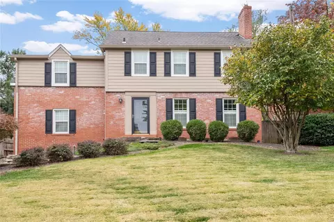 12 Beverly Dr, Olivette, MO 63132