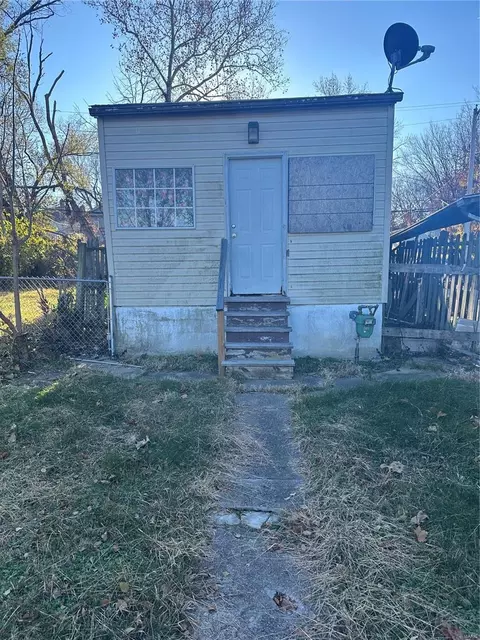5502 Beacon Ave, Saint Louis, MO 63120