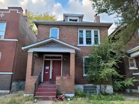 4211 Athlone Ave, Saint Louis, MO 63115