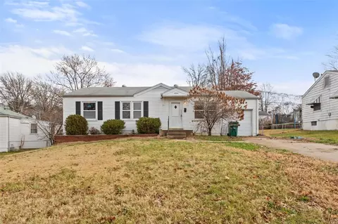 10532 Druid Dr, Saint Louis, MO 63137