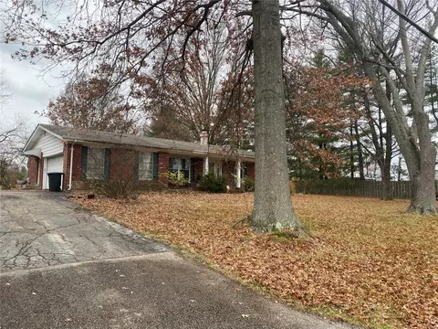 1472 Macklin Dr, Ellisville, MO 63021 photo 2