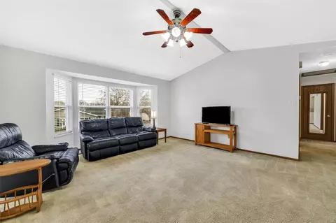 6407 High Meadow Dr, O'fallon, MO 63368 photo 5