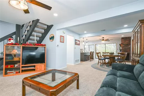 2629 Hampton Rd, Saint Charles, MO 63303 photo 6