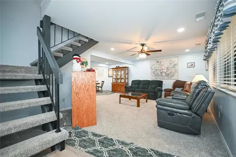 2629 Hampton Rd, Saint Charles, MO 63303 photo 3