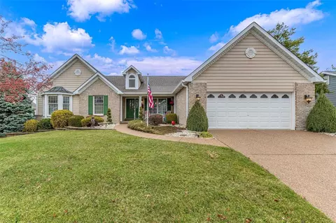 250 Greenburn Dr, Weldon Spring, MO 63304