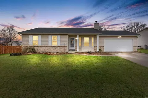 6344 Sprucefield Dr, O'fallon, MO 63368